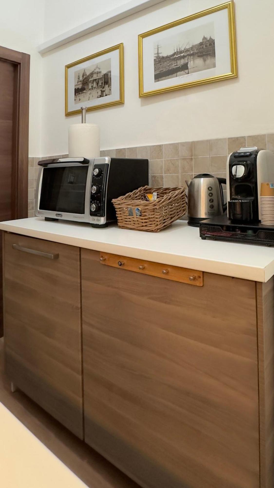 Al Borgo Apartment Catania Bagian luar foto