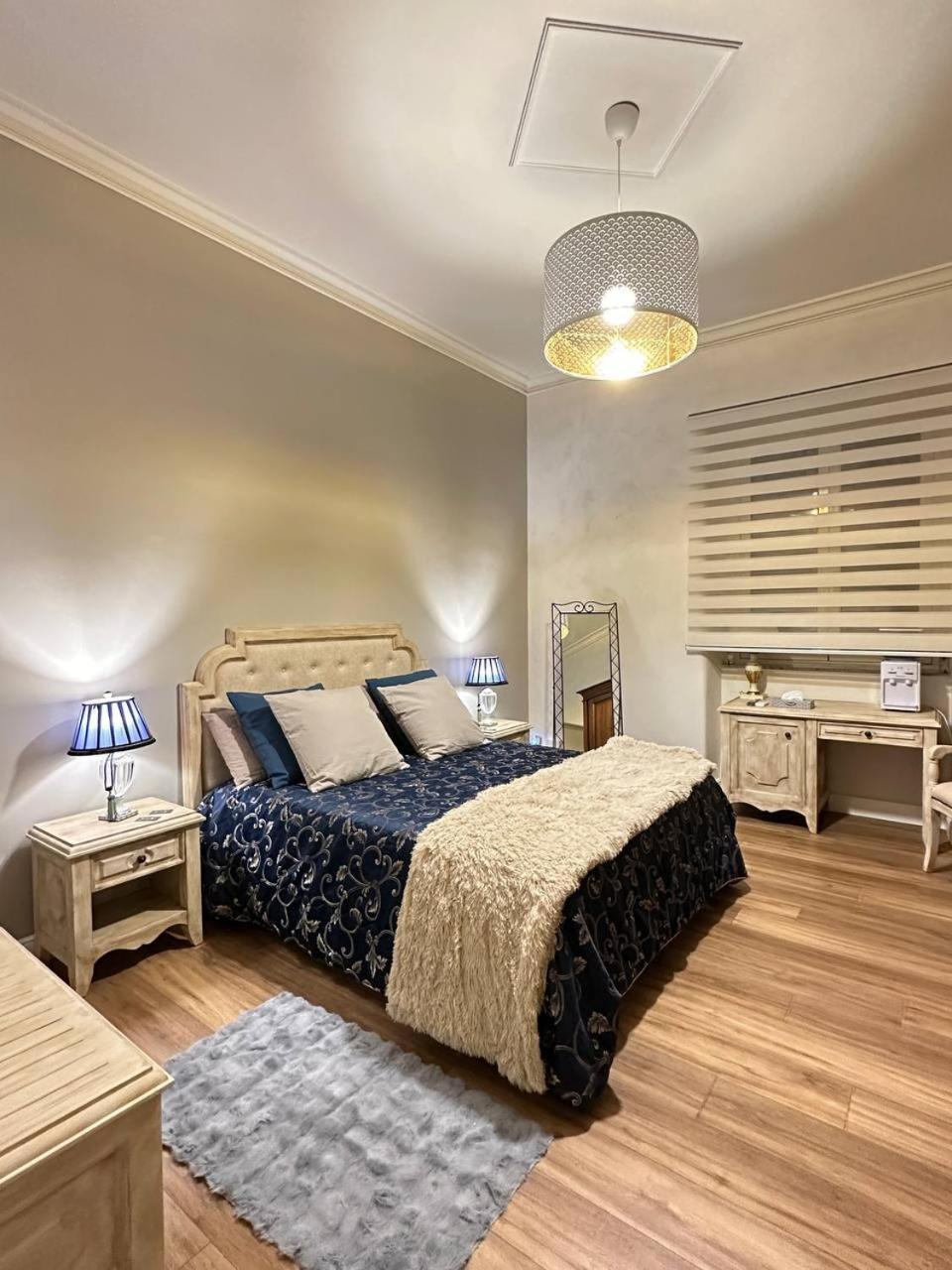 Al Borgo Apartment Catania Bagian luar foto
