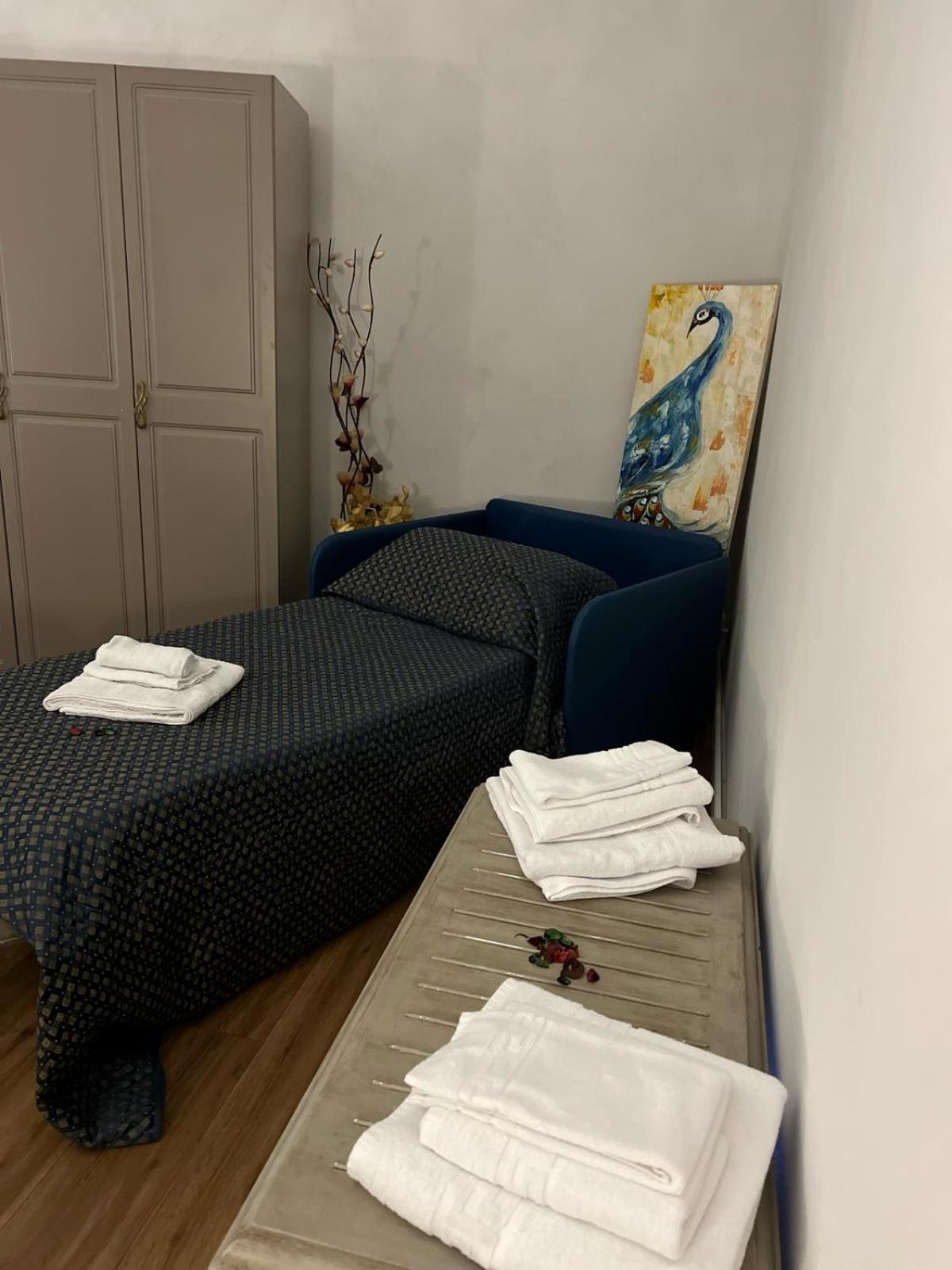 Al Borgo Apartment Catania Bagian luar foto